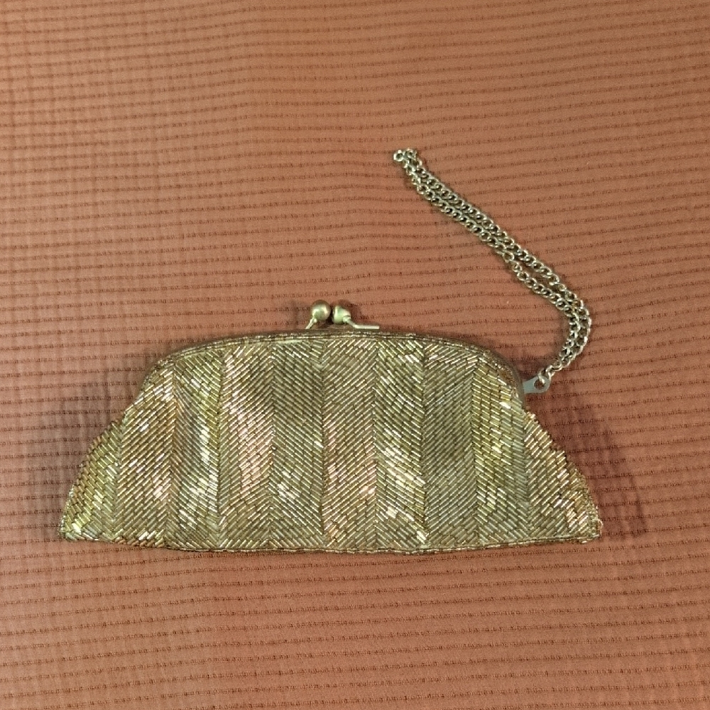 The limited Vintage gold Beaded Clutch